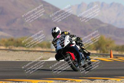 media/Nov-06-2022-SoCal Trackdays (Sun) [[208d2ccc26]]/Turn 14 (930am)/